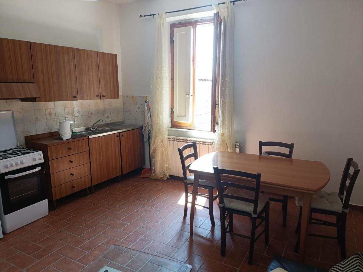 Il Borgo Dei Pini Apartment Винчи Екстериор снимка