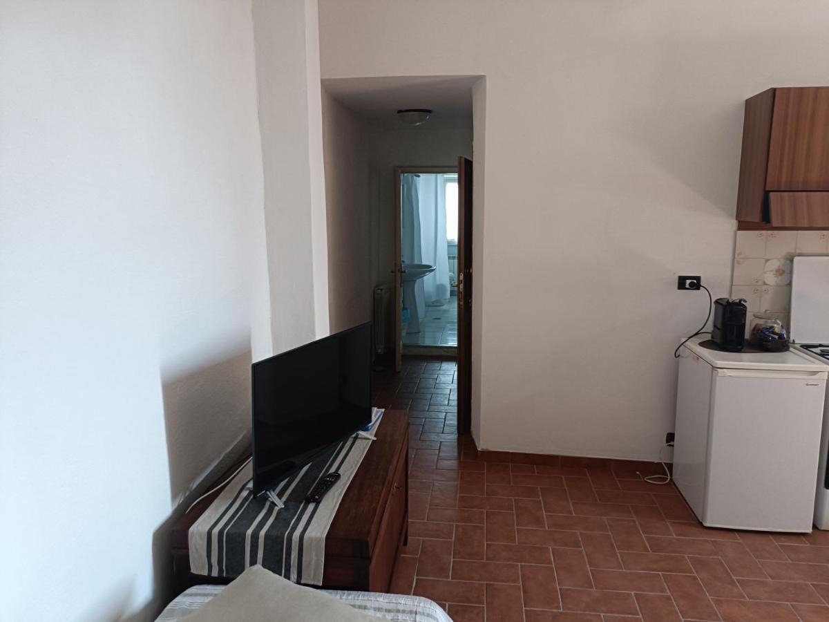 Il Borgo Dei Pini Apartment Винчи Екстериор снимка