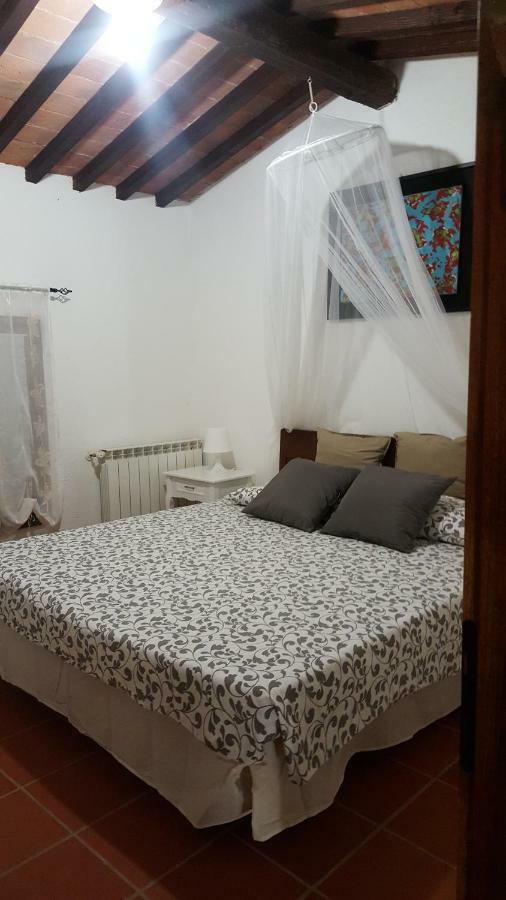 Il Borgo Dei Pini Apartment Винчи Екстериор снимка