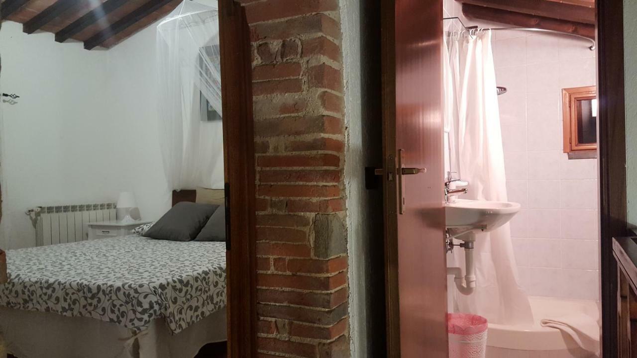 Il Borgo Dei Pini Apartment Винчи Екстериор снимка