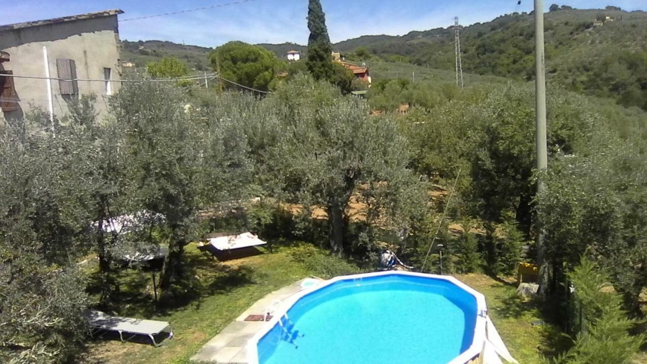 Il Borgo Dei Pini Apartment Винчи Екстериор снимка