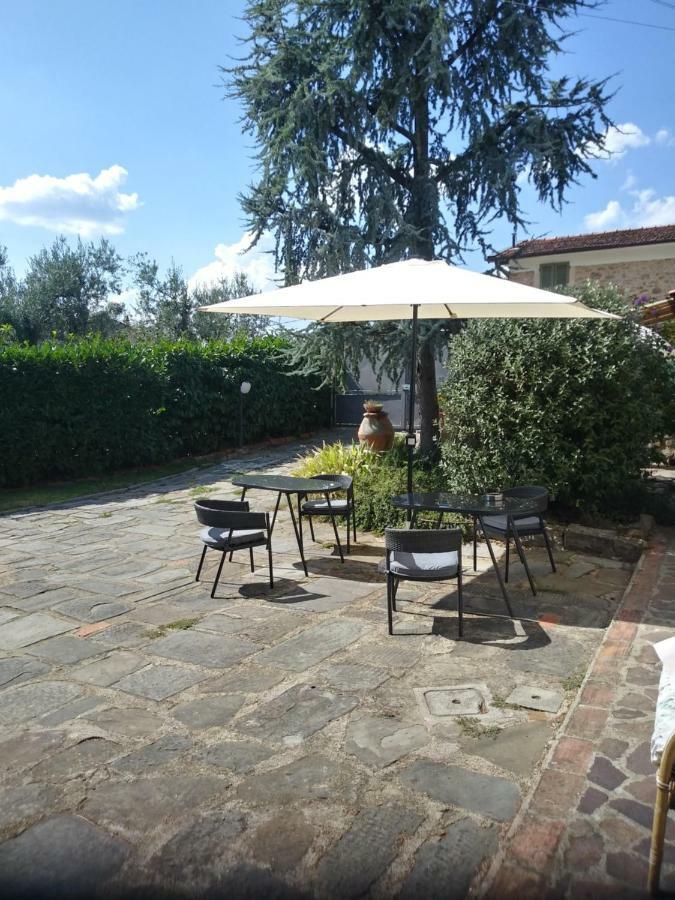 Il Borgo Dei Pini Apartment Винчи Екстериор снимка